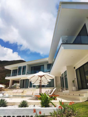 Villa Rockstar Lombok - STARLINK WiFi- 650m2